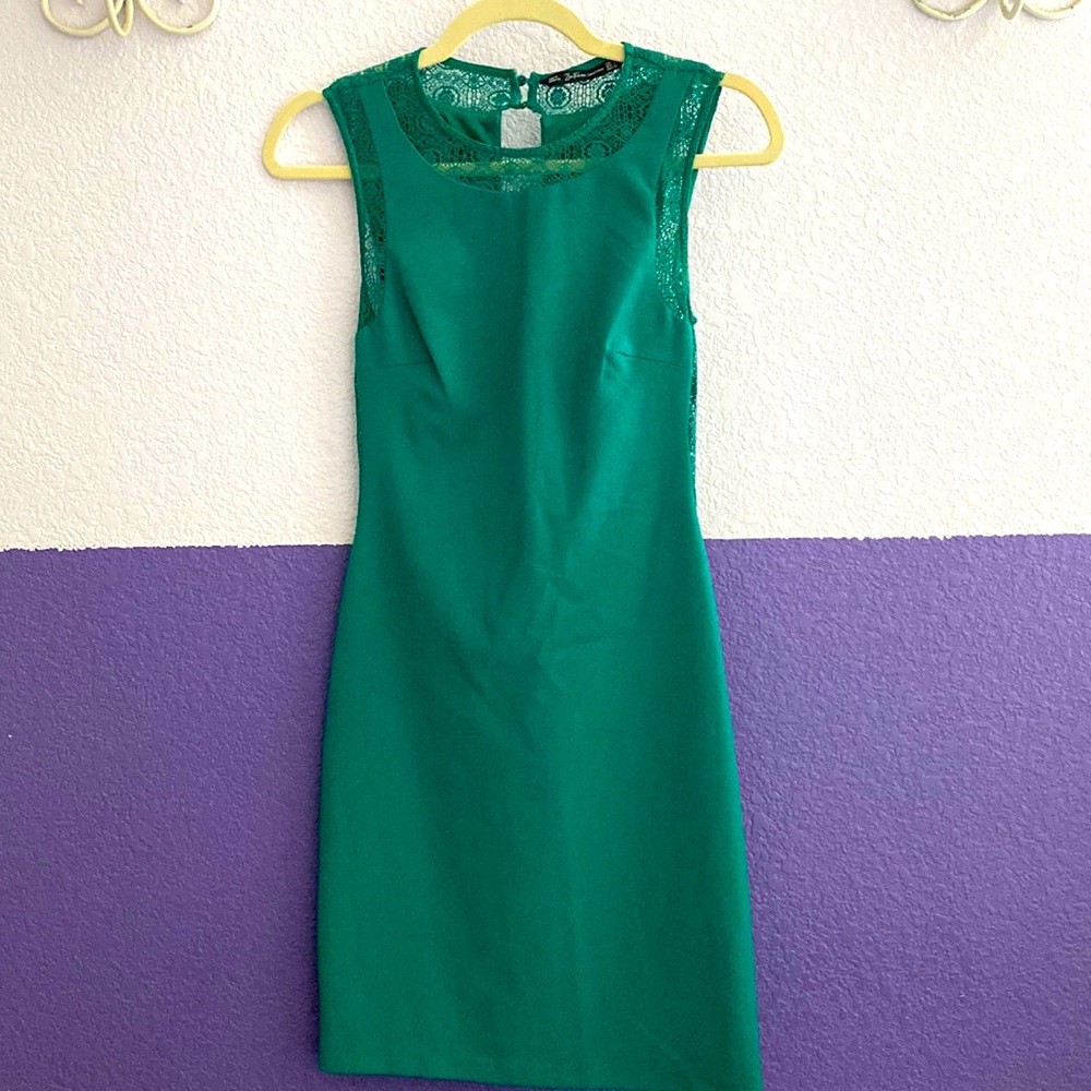ZARA collection szS slim fitting lace panel dress